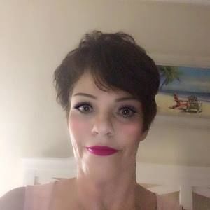 Meet your Posher, Lee